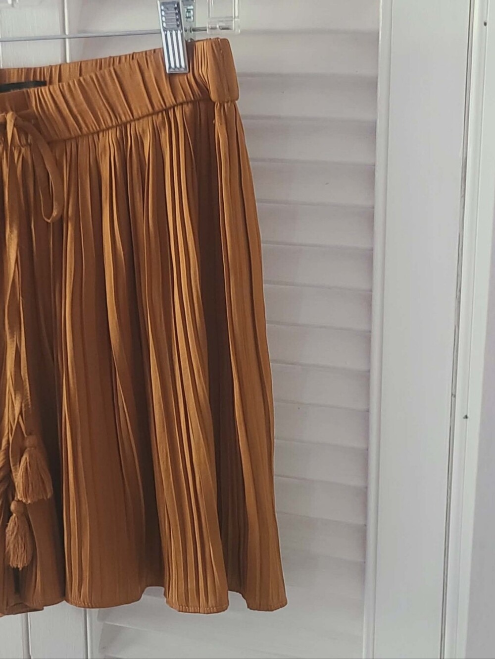 Zara Rust Satin Pleated Tassel Shorts Size L Boho Festival Resort - Picture 5 of 7